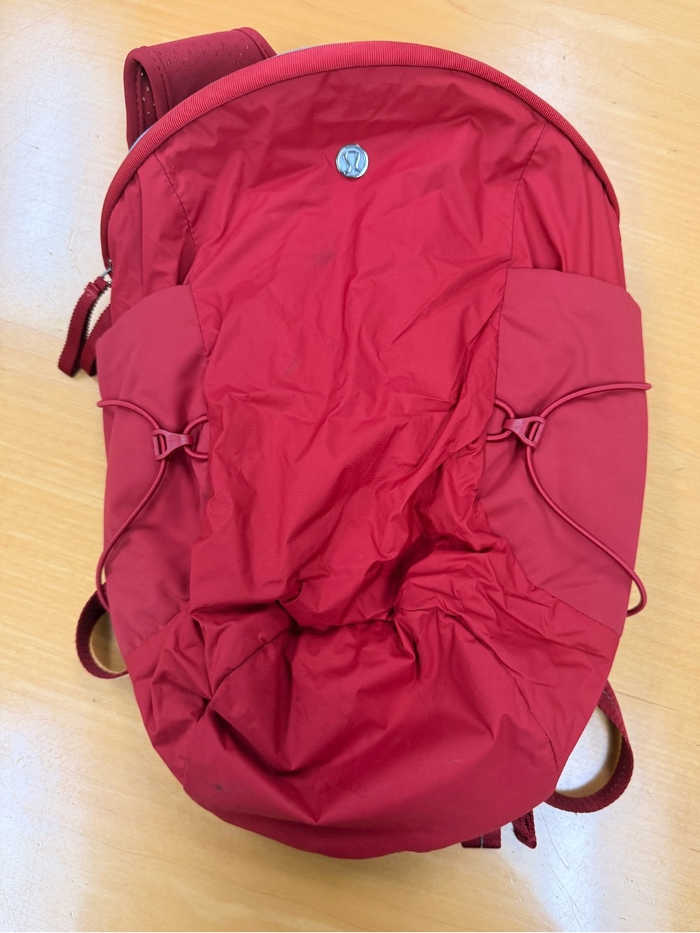 Lululemon athletica Red Run All Day Backpack - Compact Sport Pack